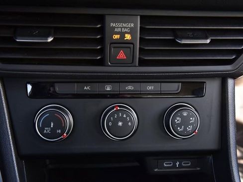 Certified 2024 Volkswagen Jetta S image 15