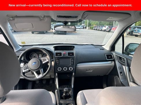 Used 2018 Subaru Forester 2.5i AWD/4WD image 11