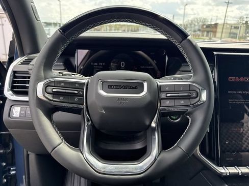 New 2026 GMC Acadia Denali w/ Super Cruise Package FWD image 22