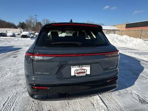 New 2026 Toyota Crown Signia Limited image 4