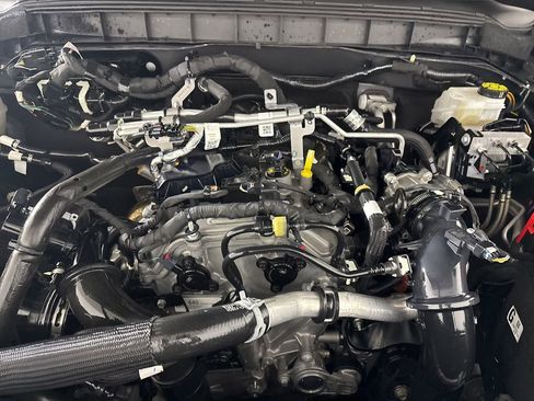 Used 2025 Ford Bronco Big Bend image 28