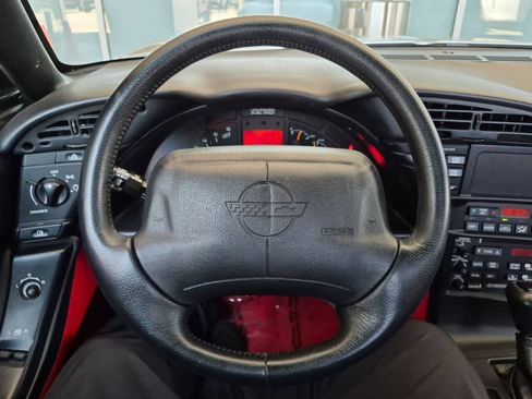 Used 1996 Chevrolet Corvette Convertible RWD image 13