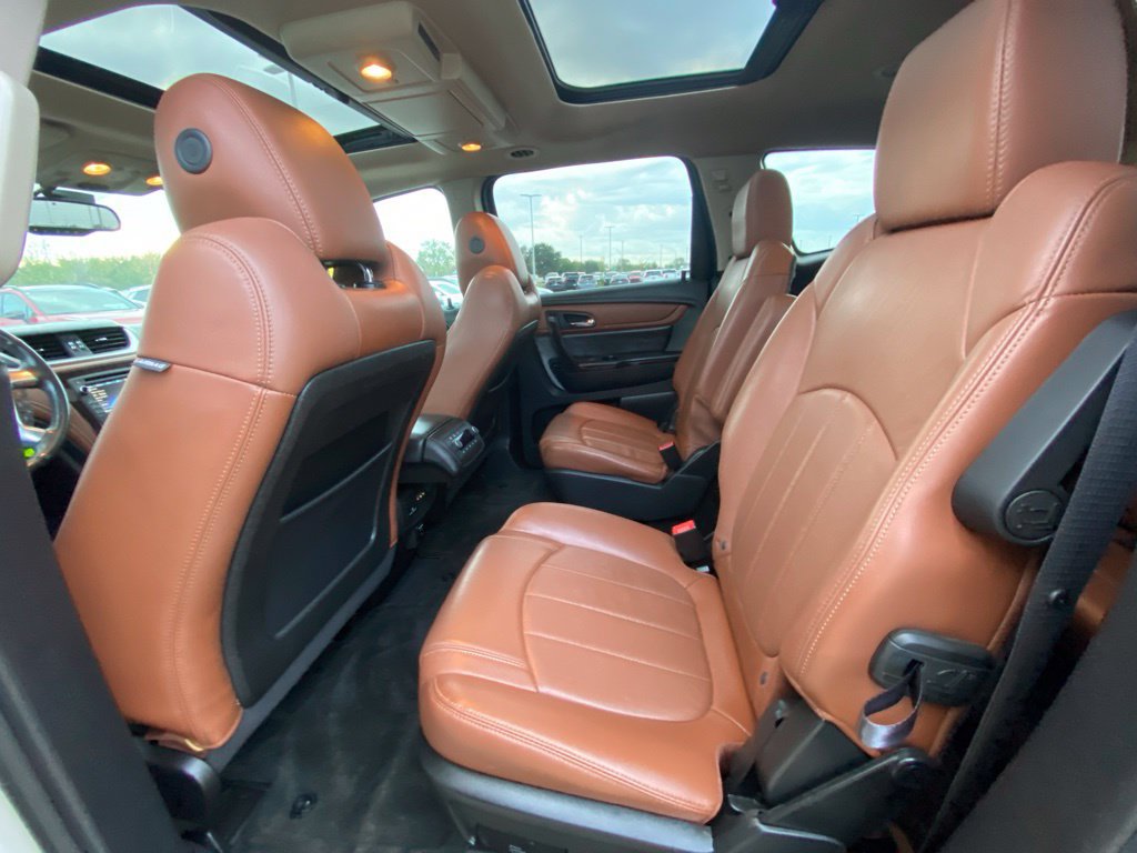 Used 2015 Chevrolet Traverse LTZ AWD/4WD image 23