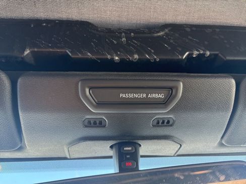 Used 2018 Jeep Wrangler Unlimited Sahara image 69