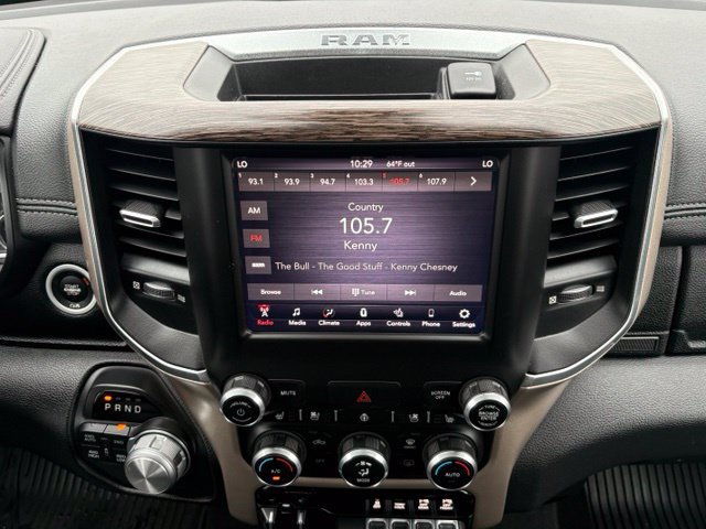 Used 2019 RAM 1500 Laramie AWD/4WD image 32