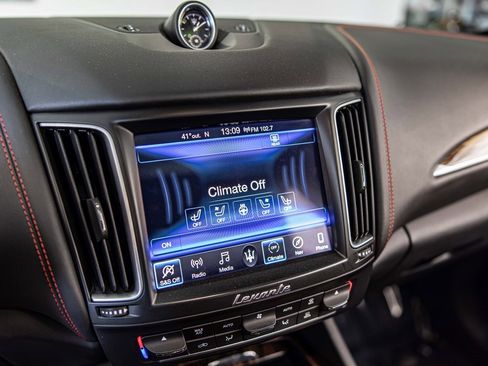 Used 2019 Maserati Levante S GranSport image 29