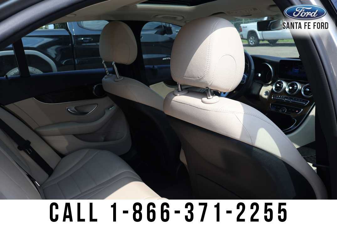 Used 2019 Mercedes-Benz C 300 Sedan image 22