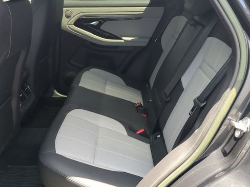 Certified 2023 Land Rover Range Rover Evoque R-Dynamic SE AWD/4WD image 20