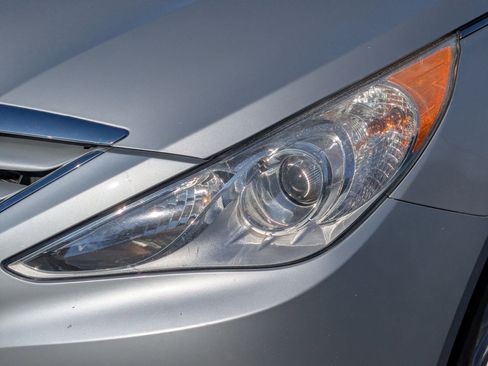 Used 2013 Hyundai Sonata GLS image 11