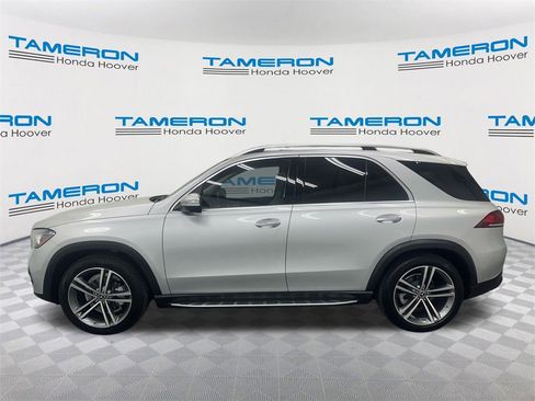 Used 2020 Mercedes-Benz GLE 350 GLE 350 w/ 3rd Row Seat Package image 2