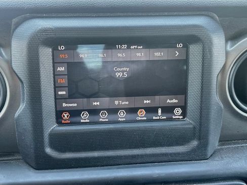 Used 2018 Jeep Wrangler Unlimited Sport S AWD/4WD image 16