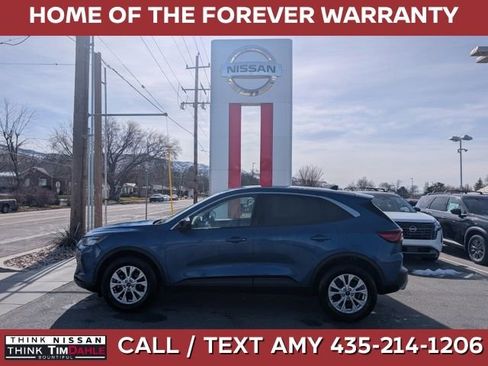 Used 2023 Ford Escape Active image 1
