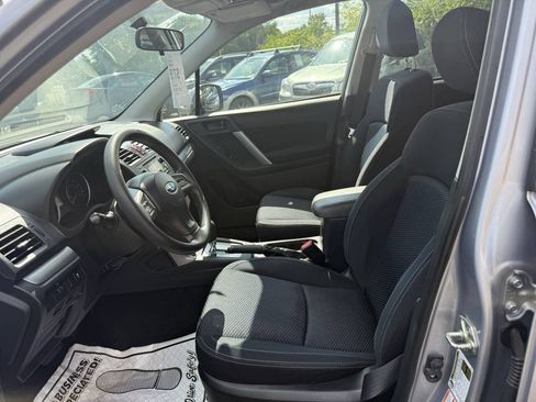 Used 2015 Subaru Forester 2.5i Premium w/ All-Weather Package AWD/4WD image 9