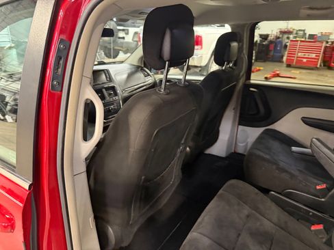 Used 2012 Dodge Grand Caravan Crew w/ Crew Value Pkg image 47
