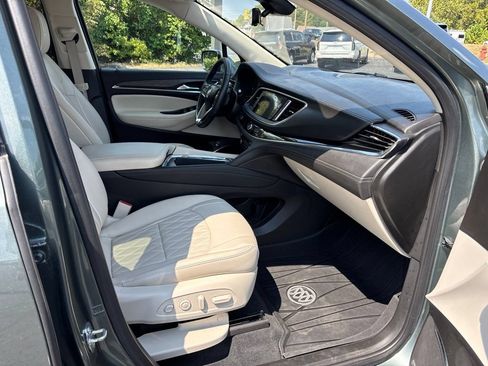 Used 2023 Buick Enclave Avenir w/ Trailering Package, 5000 lbs. AWD/4WD image 9