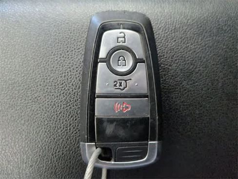 Used 2024 Ford Escape ST-Line image 33