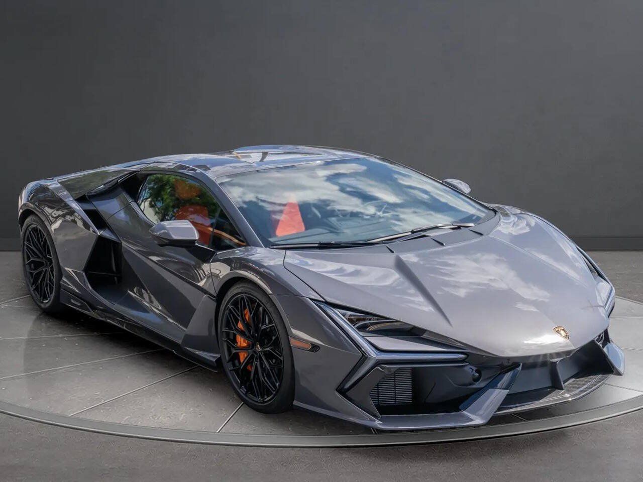 Used 2025 Lamborghini Revuelto AWD/4WD image 11