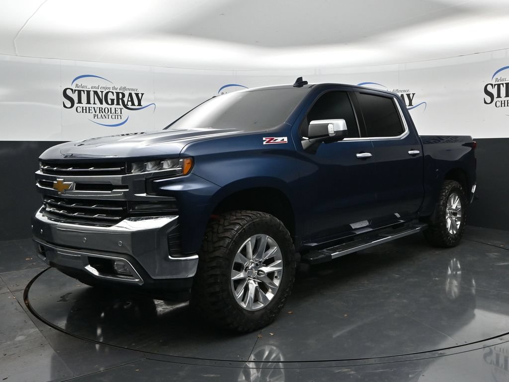 Used 2022 Chevrolet Silverado 1500 LTZ w/ LTZ Premium Package AWD/4WD image 3