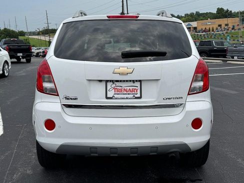 Used 2013 Chevrolet Captiva Sport LTZ FWD image 4