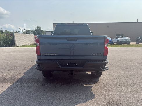 New 2026 Chevrolet Silverado 2500 Custom w/ Custom Convenience Package AWD/4WD image 4