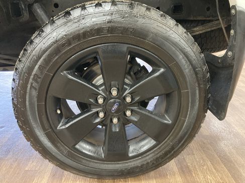 Used 2014 Ford F150 FX4 w/ Equipment Group 402A Luxury AWD/4WD image 10