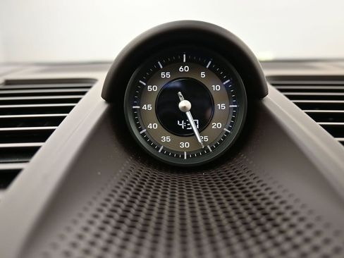 Used 2025 Porsche Panamera Turbo image 23