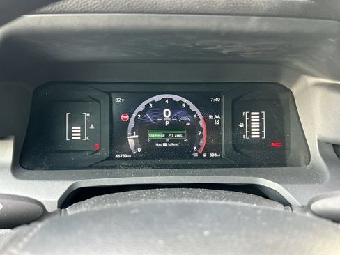 Used 2024 Toyota Tacoma SR5 AWD/4WD image 22