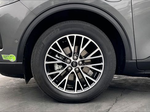 Used 2023 Ford Escape SE w/ PHEV Premium Package image 12