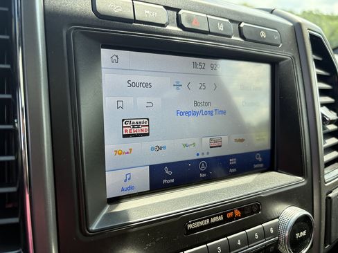 Used 2021 Ford Expedition XLT AWD/4WD image 38