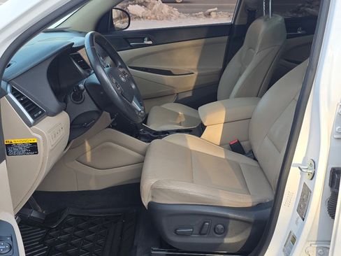 Used 2016 Hyundai Tucson Limited w/ Option Group 03 image 32