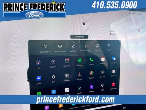 Used 2024 Tesla Model Y 2WD image 29