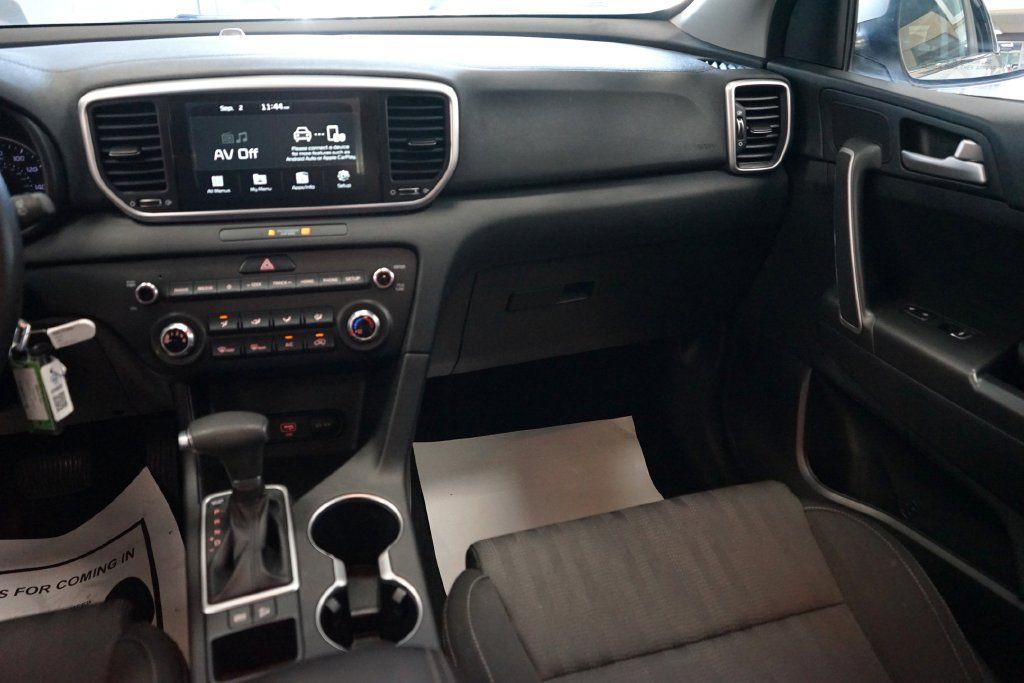 Used 2020 Kia Sportage LX FWD image 10