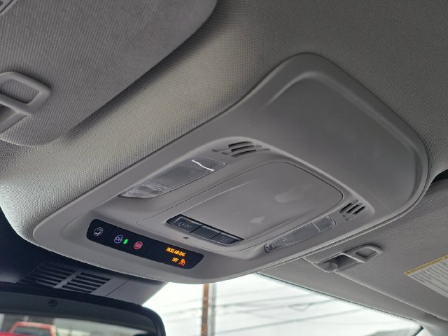 Used 2024 Buick Envision Preferred AWD/4WD image 32