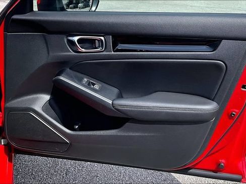 Used 2022 Honda Civic Touring image 27