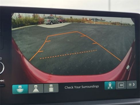 New 2025 Honda Pilot Touring image 13