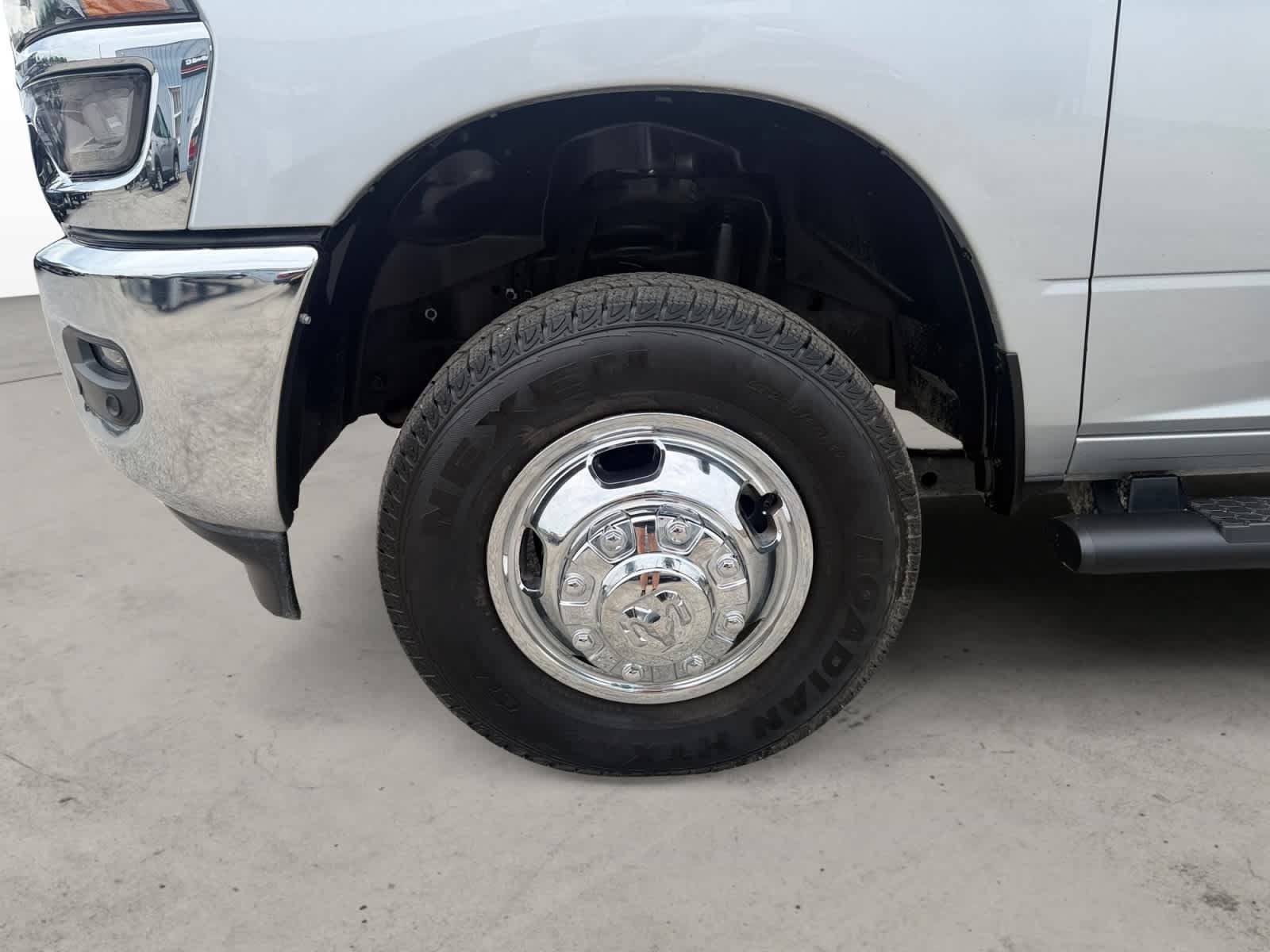 Used 2026 RAM 3500 Tradesman AWD/4WD image 11