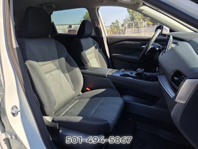 Certified 2026 Nissan Rogue SV w/ Cold Weather Package FWD image 15