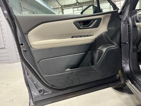 Used 2026 Subaru Forester AWD/4WD image 12