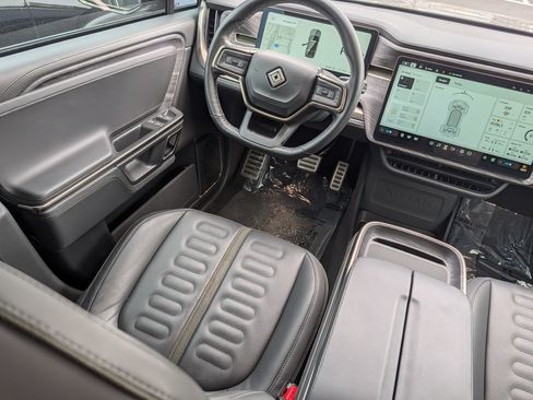 Used 2023 Rivian R1S Adventure Quad AWD/4WD image 9