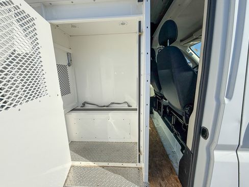 Used 2015 RAM ProMaster 3500 w/ Interior Convenience Group image 23