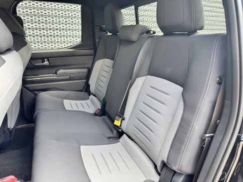 Used 2024 Toyota Tacoma TRD Sport image 11