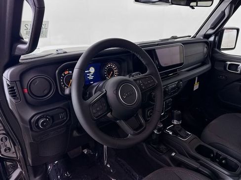 New 2026 Jeep Wrangler Rubicon image 9