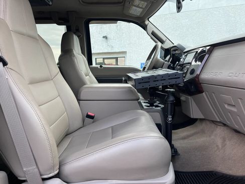 Used 2008 Ford F350 Lariat AWD/4WD image 12