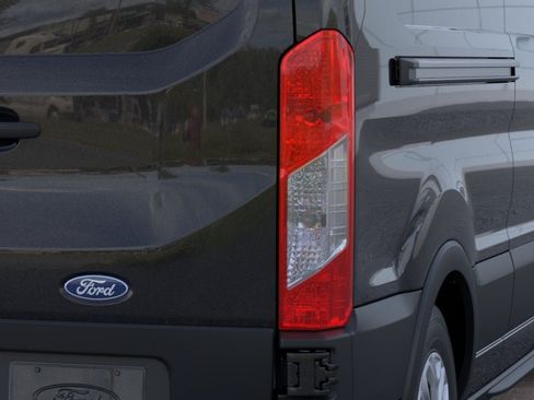 New 2026 Ford Transit 150 Low Roof RWD image 21