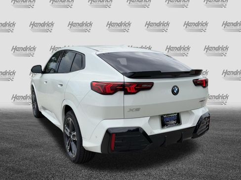 New 2026 BMW X2 xDrive28i w/ M Sport Package AWD/4WD image 8