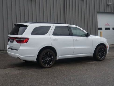 Used 2024 Dodge Durango SXT w/ SXT Blacktop Group AWD/4WD image 11