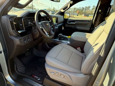 New 2026 Chevrolet Silverado 1500 LTZ AWD/4WD image 18