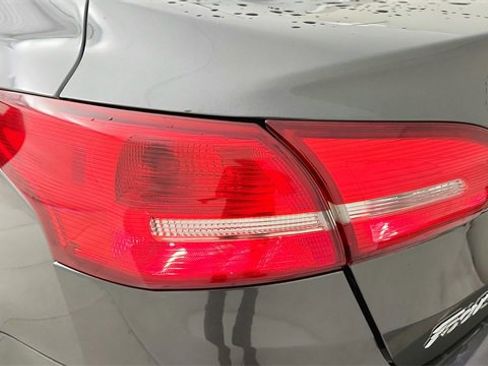 Used 2017 Ford Focus SE image 11