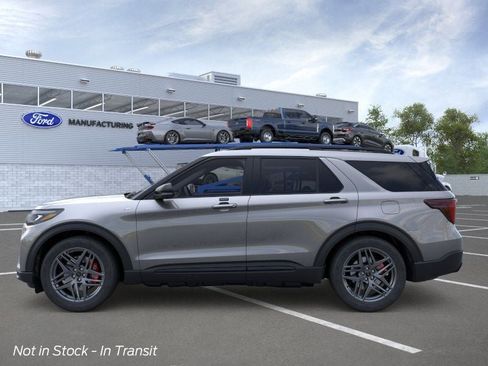 New 2026 Ford Explorer ST-Line w/ ST-Line Street Pack RWD image 3