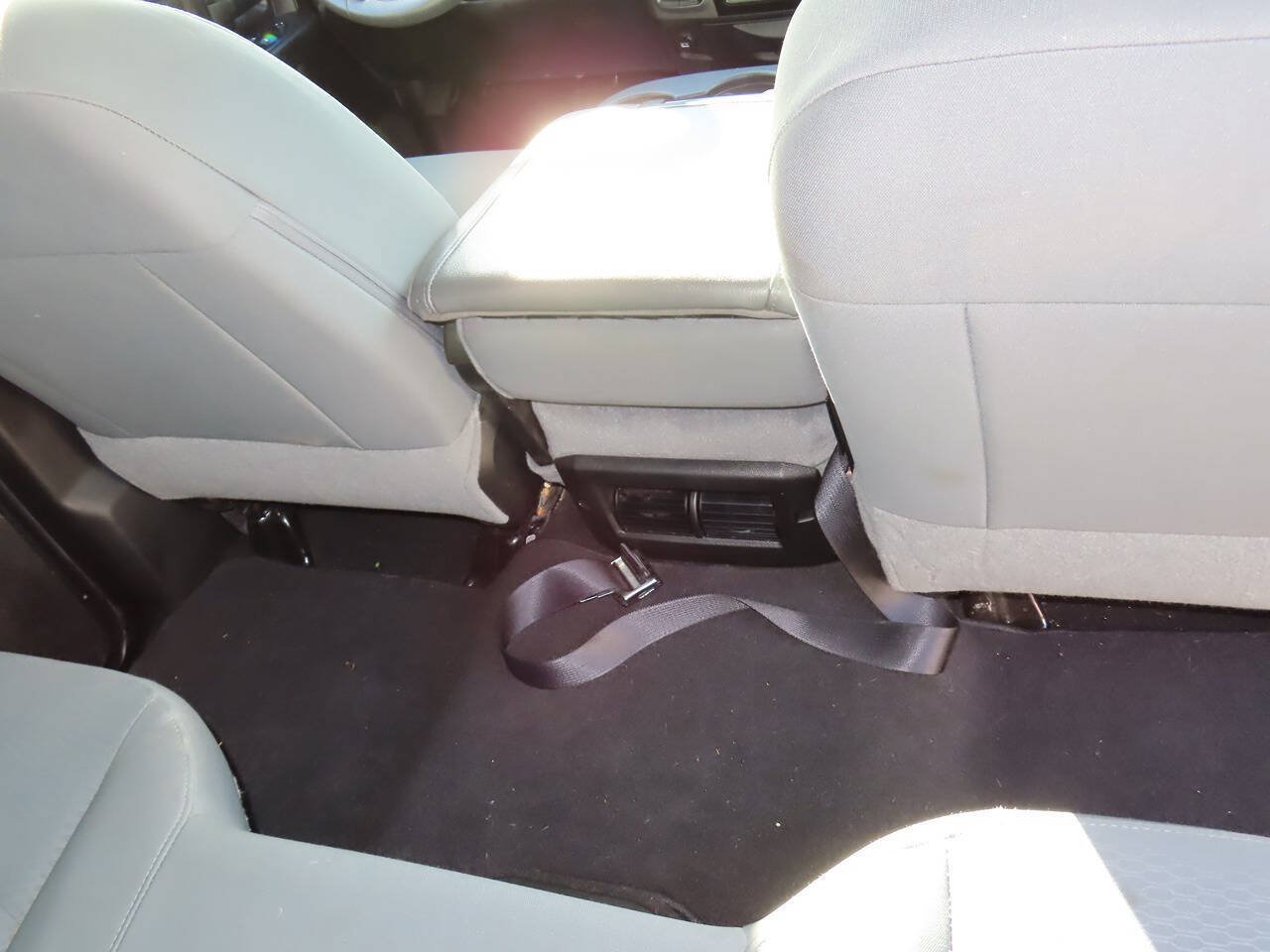 Used 2018 RAM 1500 Express w/ Express Value Package AWD/4WD image 12